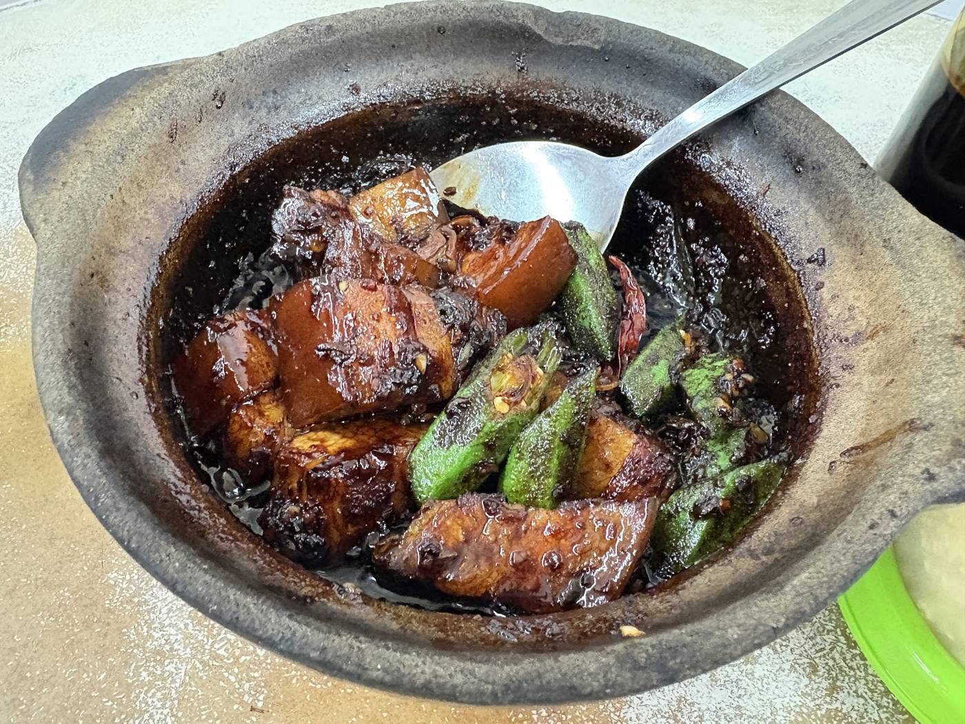 Claypot pork with lady's fingers